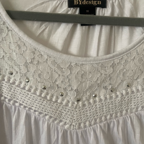 BYDesign Tops - By design White Sleeveless Top 1X